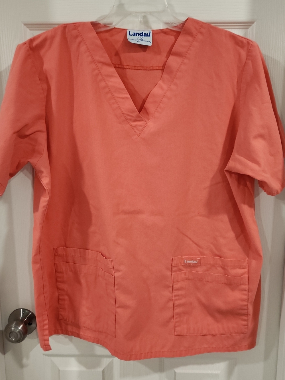 Vintage Landau Women 2XL Scrub top Coral Pink 4 Pocket V Neck Medical Tunic EUC